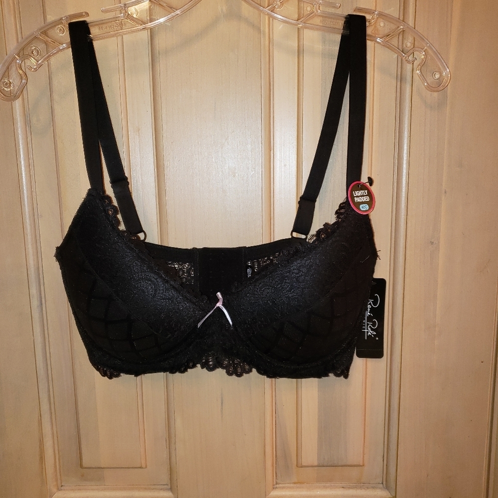 NWT 40C Rene Rofe lightly padded Bra black lace